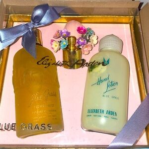 VINTAGE ELIZABETH ARDEN BLUE GRASS COLOGNE & Hand Lotion old gift box